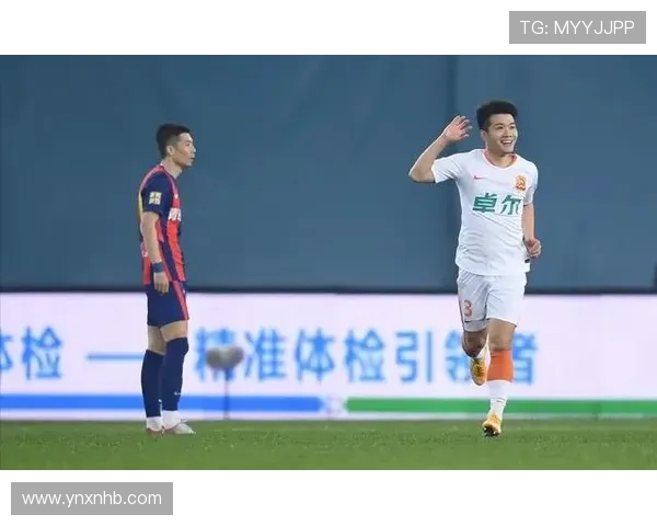 武汉网球队中路突破战术解析与实战应用探讨