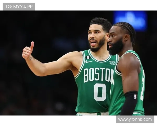 凯尔特人对阵萨拉热的精彩对决分析与赛后点评